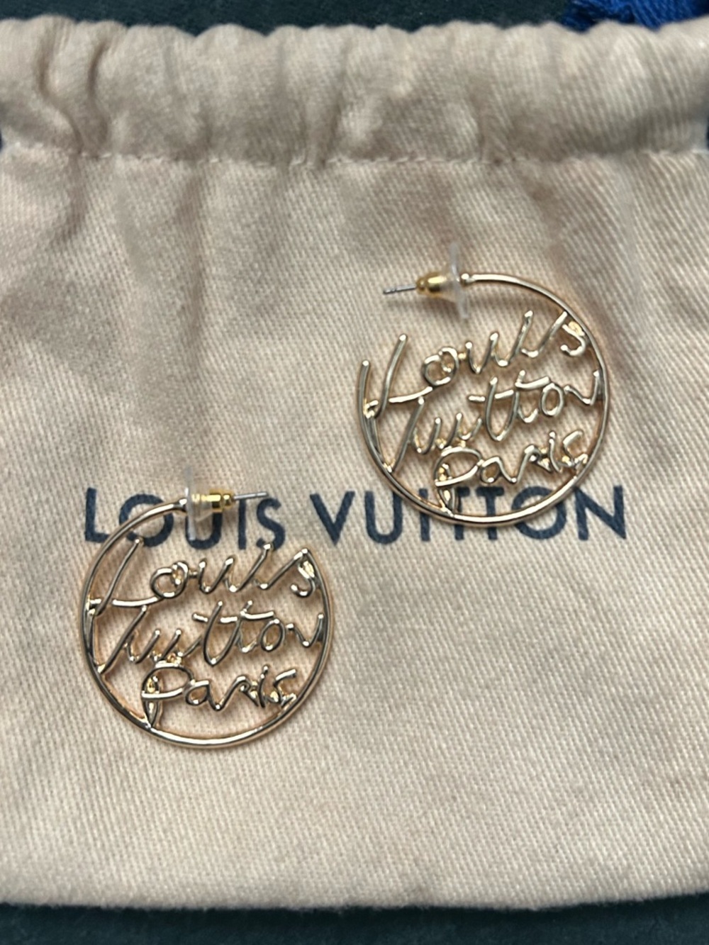 NWOT Louis Vuitton Gold Script Circle Hoop Earrings